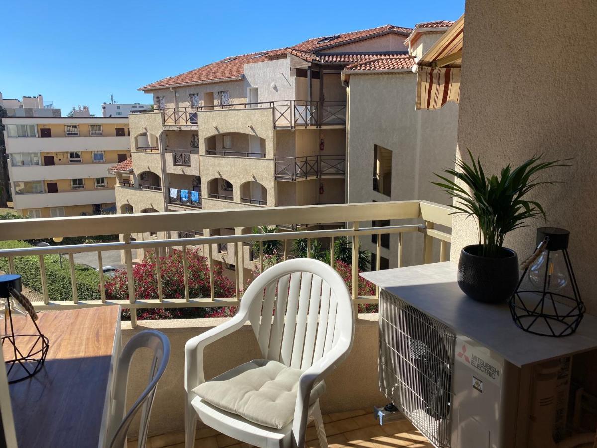 Apartment Superior Santa Cruz Sainte-Maxime Exteriér fotografie