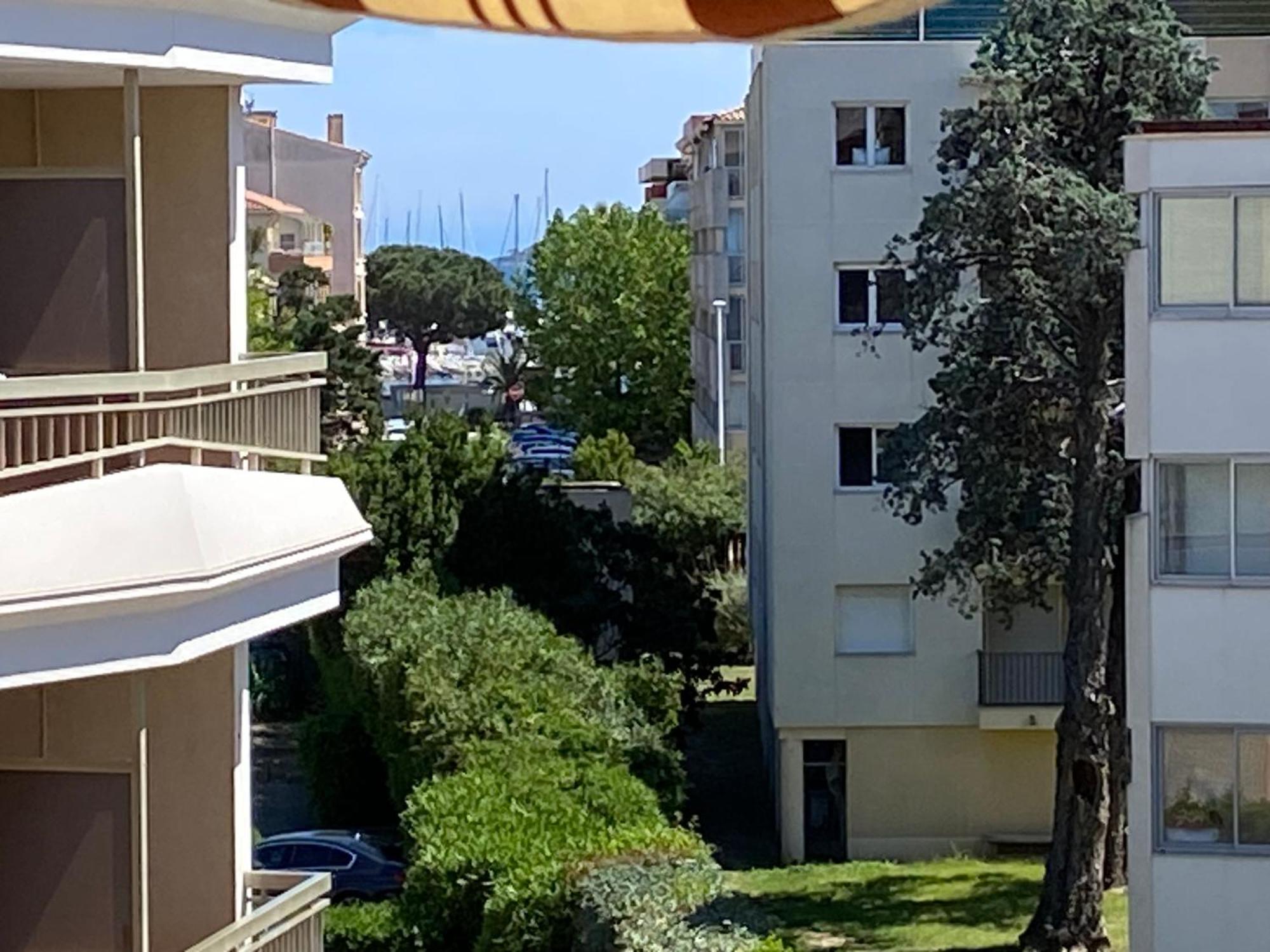 Apartment Superior Santa Cruz Sainte-Maxime Exteriér fotografie